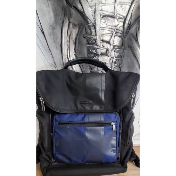 Mini by Tumi backpack - Picture 6 of 12